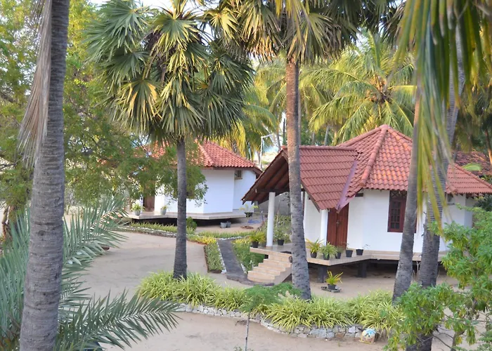 Nirukthie Beach Resort & Restaurant